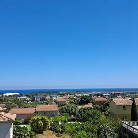 Apartment Joli T2 A 5 Min Des Plages